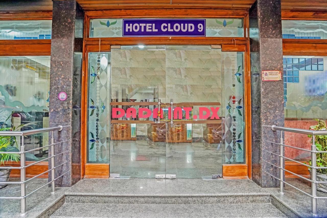 Oyo 88326 Hotel Cloud 9 New Delhi Exteriör bild